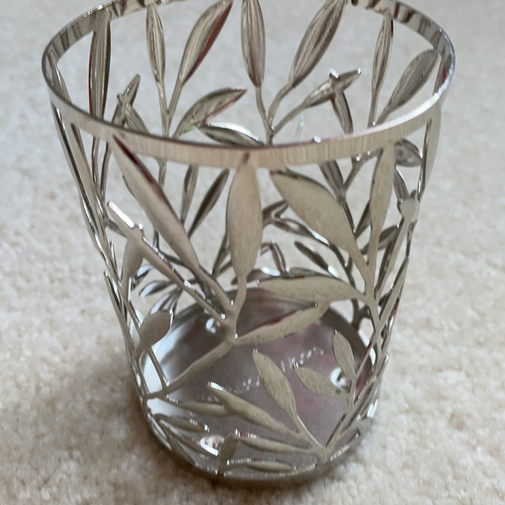 Bath & Body Works Candle Holder - Picture 3 of 11